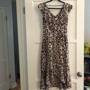 Leopard print wrap dress. Never worn. New without tags. Nordstrom’s Rack. Med.